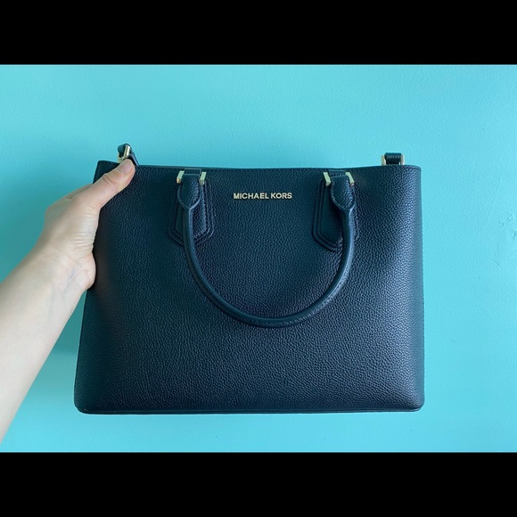 Michael Kors Handbags - Michael Kors Black Tote Bag